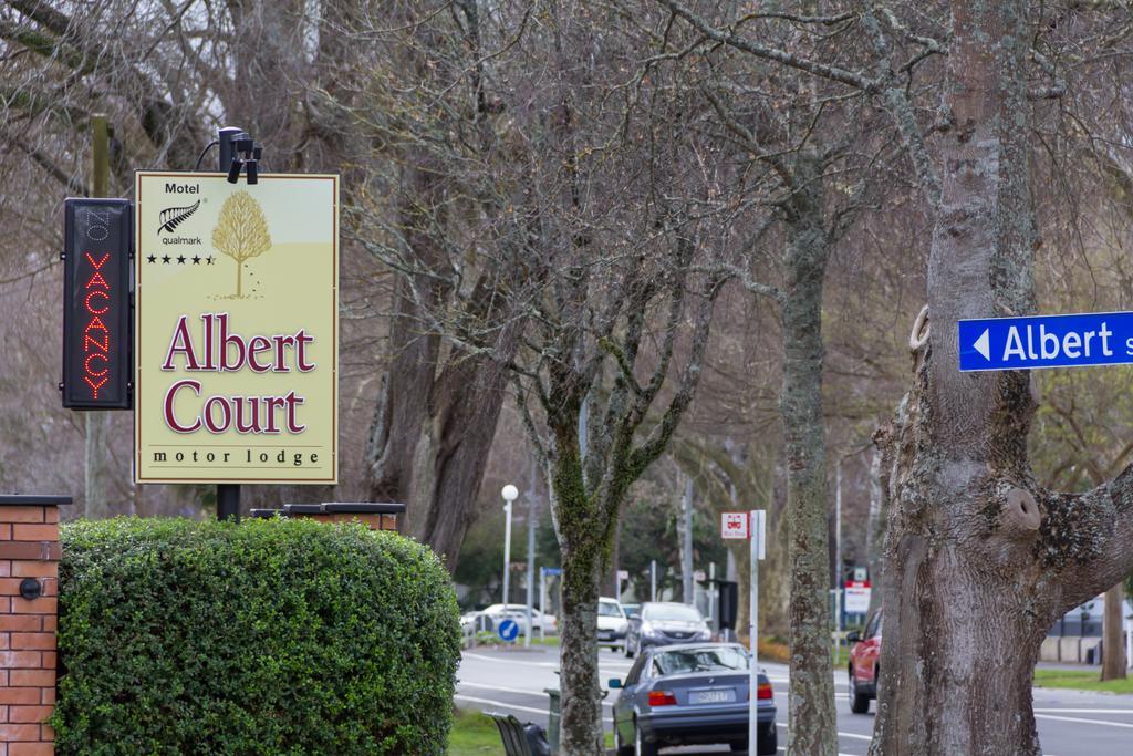 Albert Court Motor Lodge Hamilton Extérieur photo