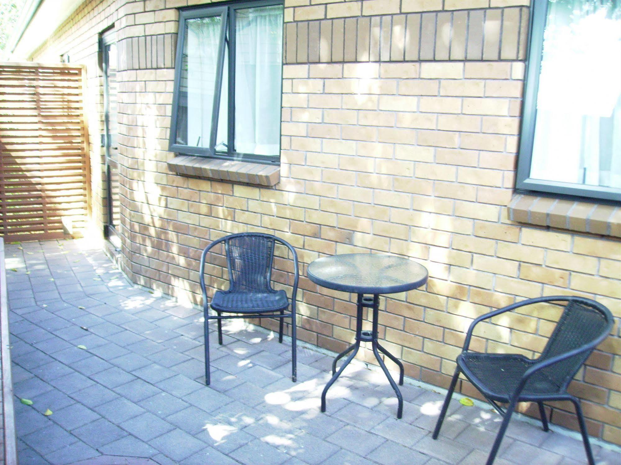 Albert Court Motor Lodge Hamilton Extérieur photo