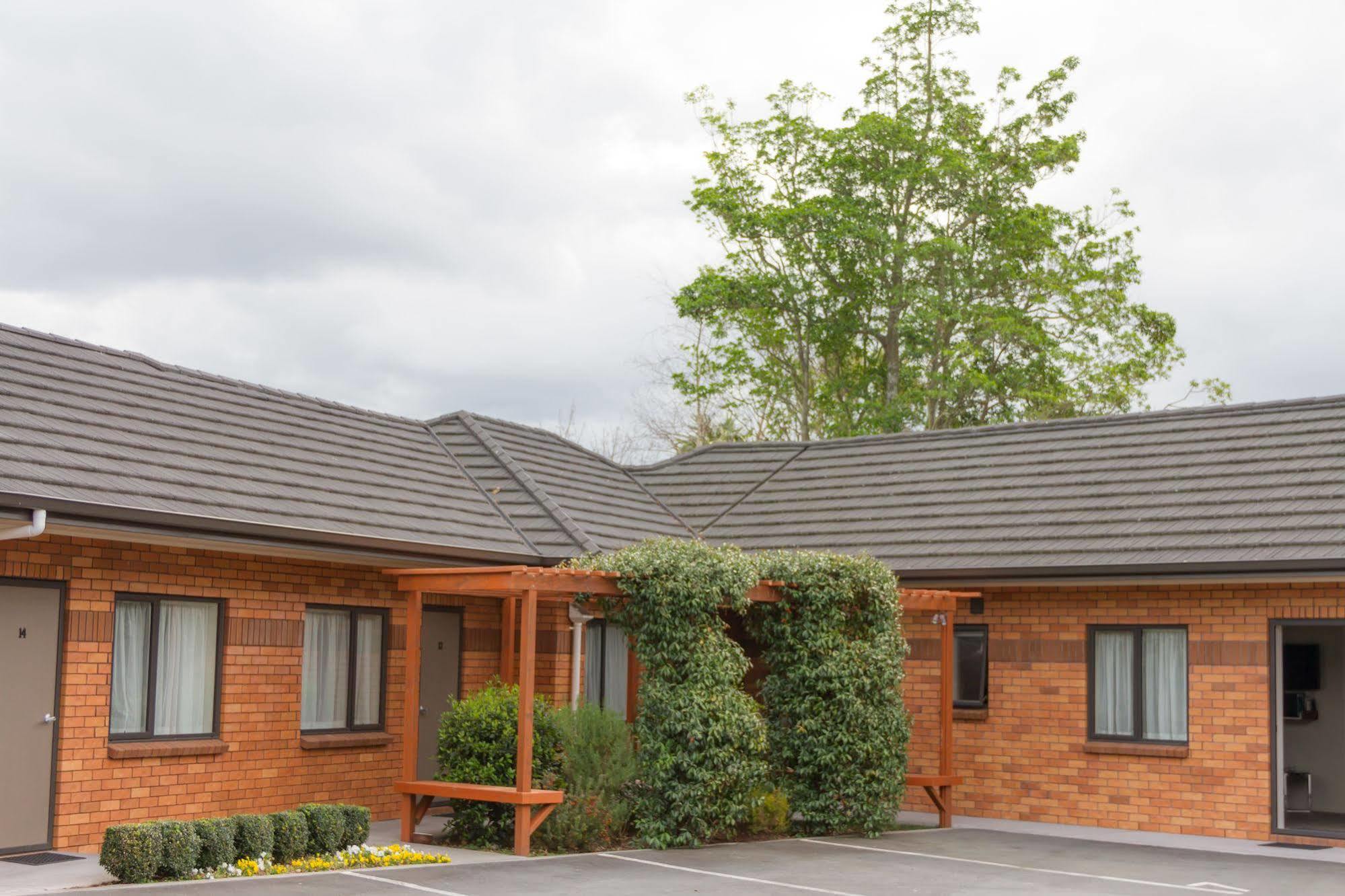 Albert Court Motor Lodge Hamilton Extérieur photo